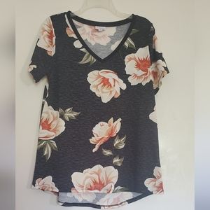 Black floral short sleeve top
